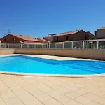 **villa 4 Pieces Pour 7 Avec Piscine, Proche Plage, Gruissan** - Fr-1-409-90